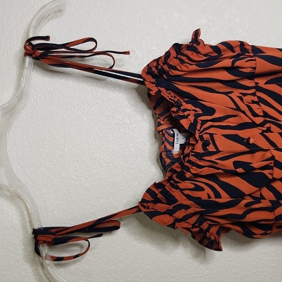 Bar III tiger striped mini dress, size large - Picture 7 of 8